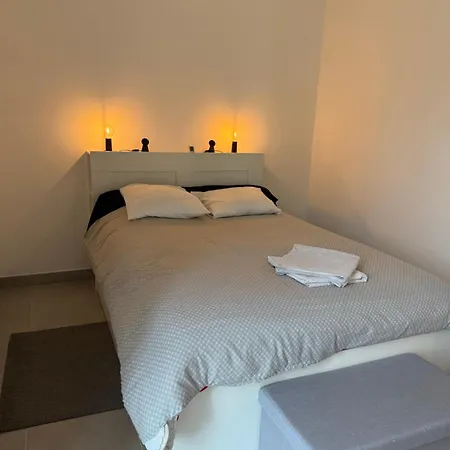 Neuf Piscine De Standing A Pied Apartment *