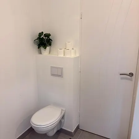 Apartment Neuf Piscine De Standing A Pied Uzes